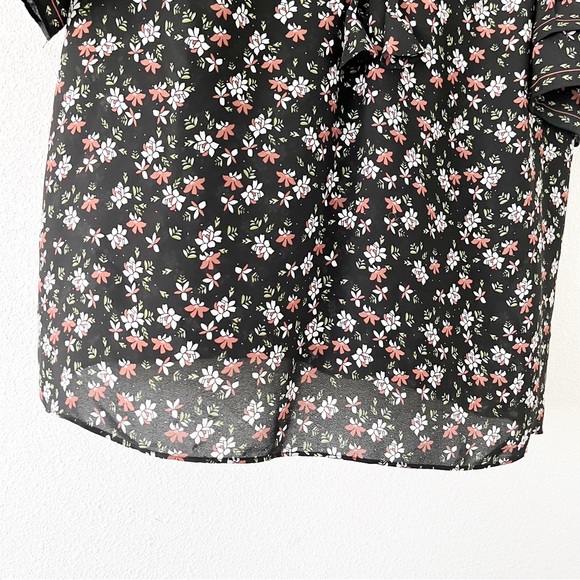 Max Studio Black Floral Blouse - Picture 4 of 8